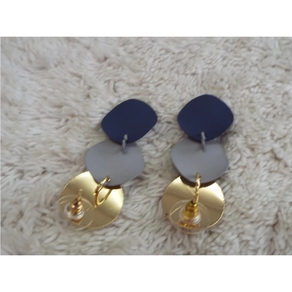 NWT Silk Blue Long Tassel Earrings Goldtone - Picture 2 of 4